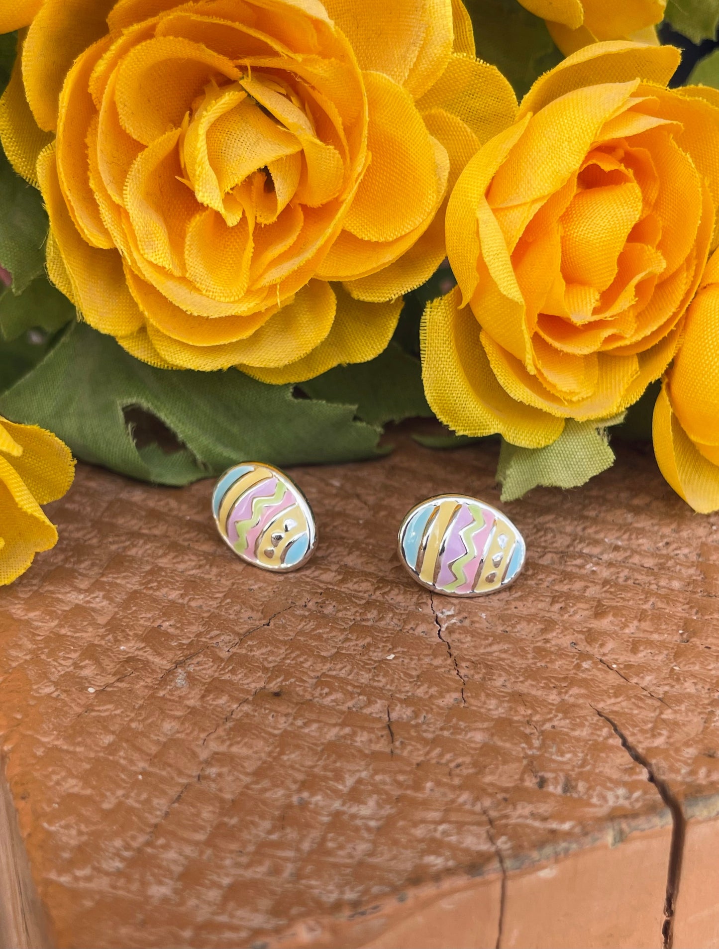 EASTER EGGS STUD EARRINGS