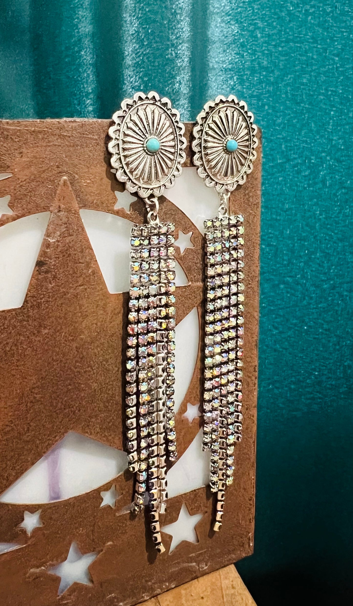 RHINESTONE RODEO EARRINGS- silver