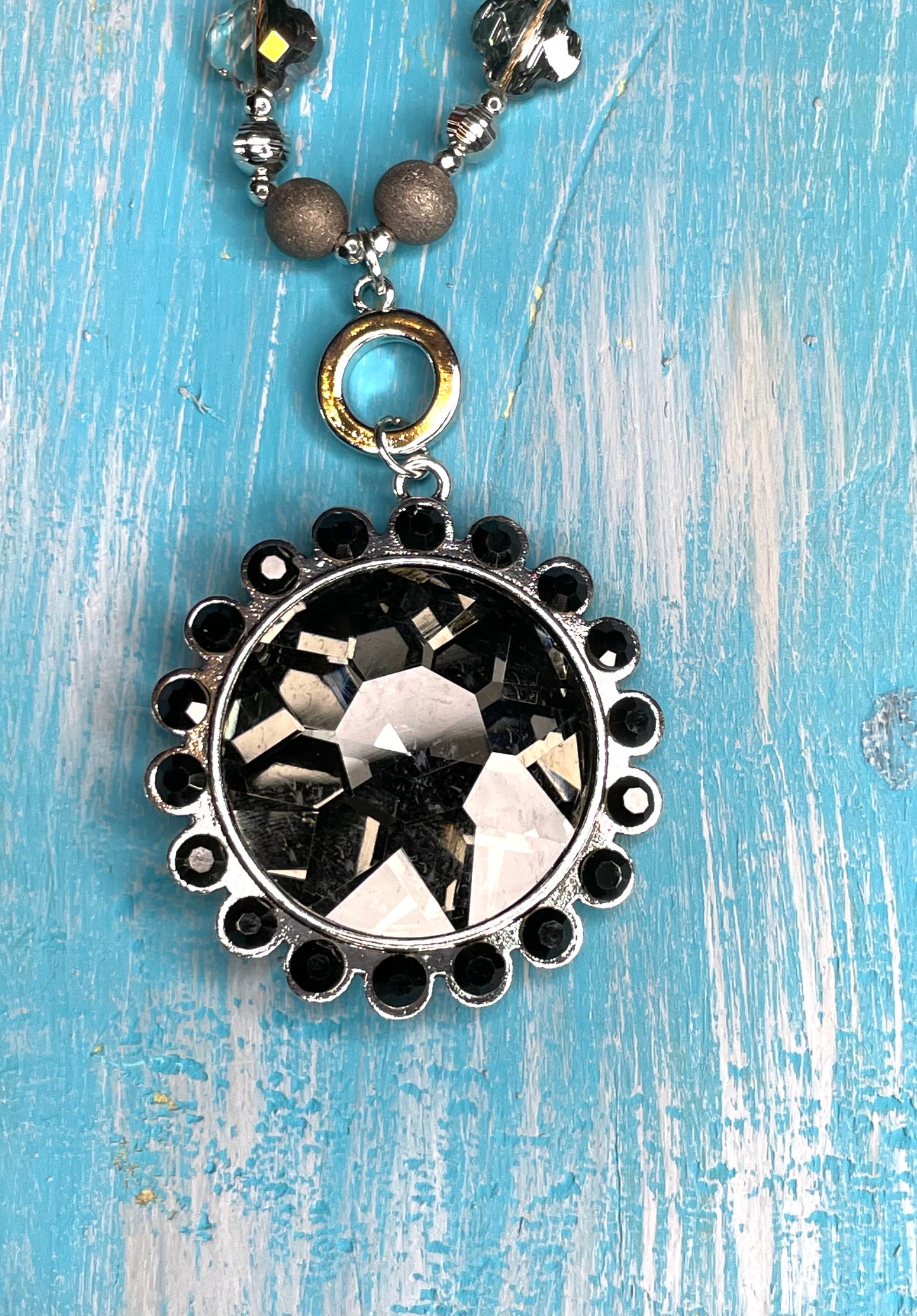 KRYSTAL NECKLACE - BLACK