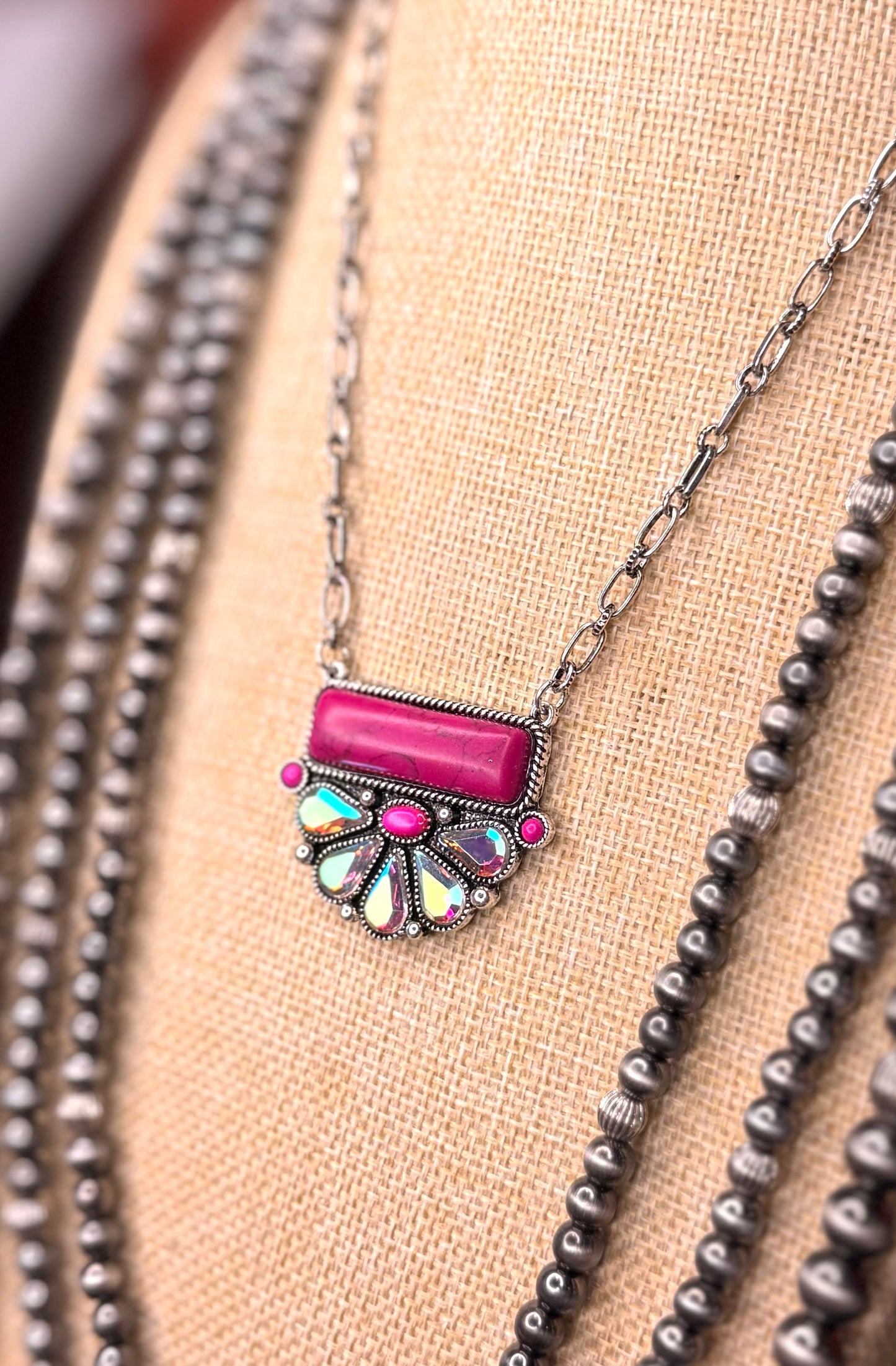 GEMSTONE EMBRACE FUCHSIA NECKLACE
