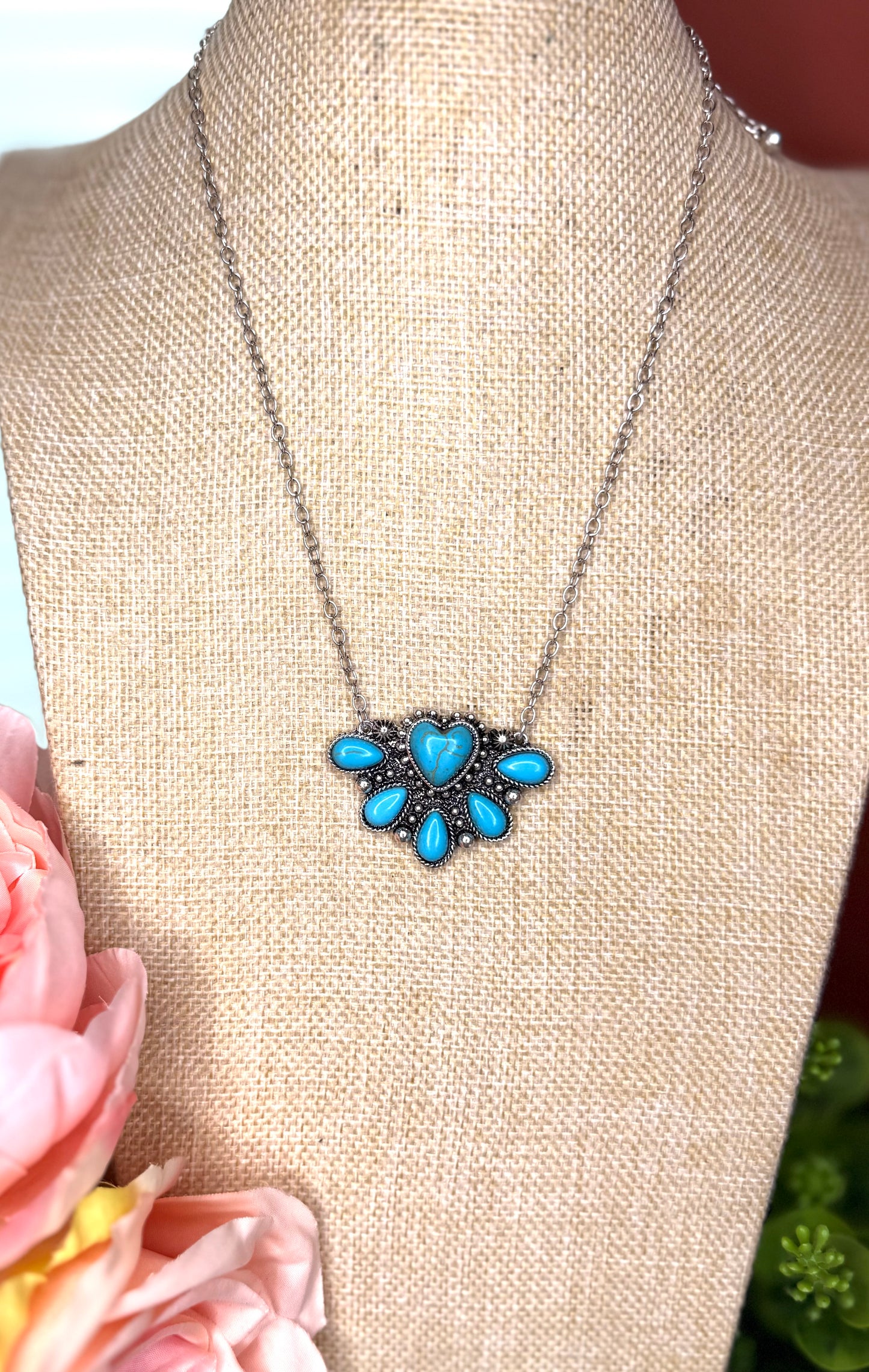 GIRLS LOVE IS IN THE AIR NECKLACE- TURQ