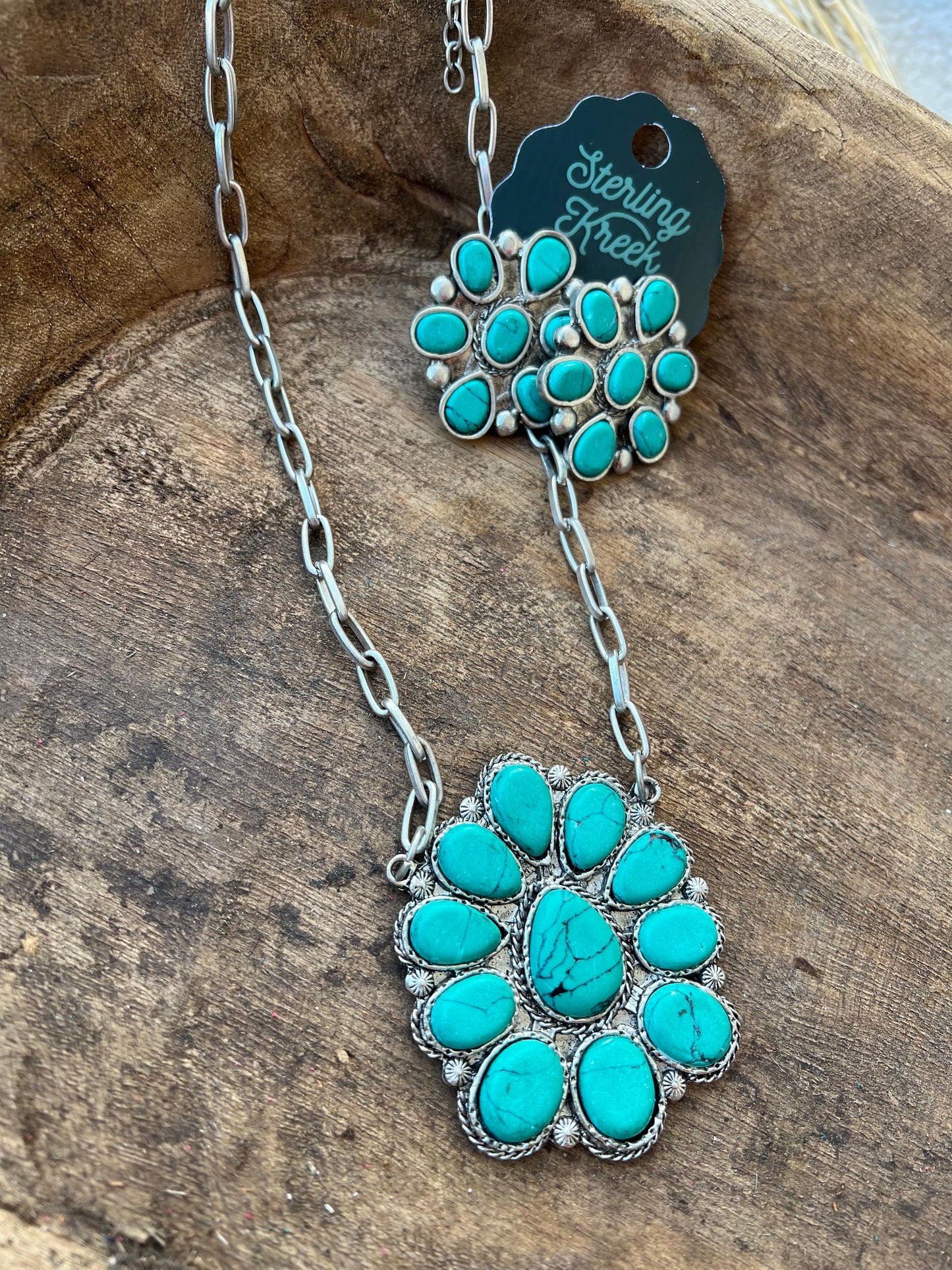 SEVEN SEAS NECKLACE SET