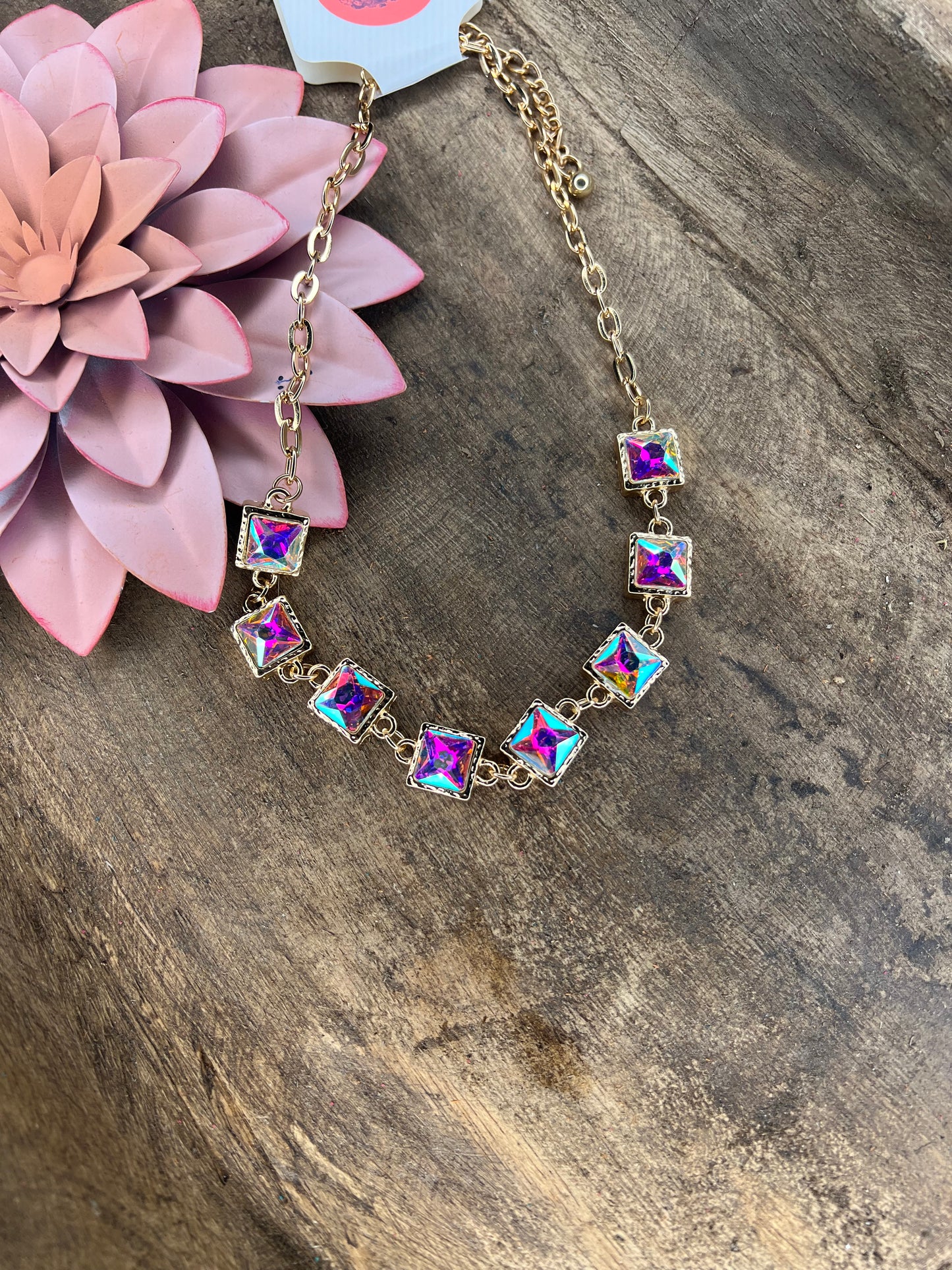 SOFIA NECKLACE