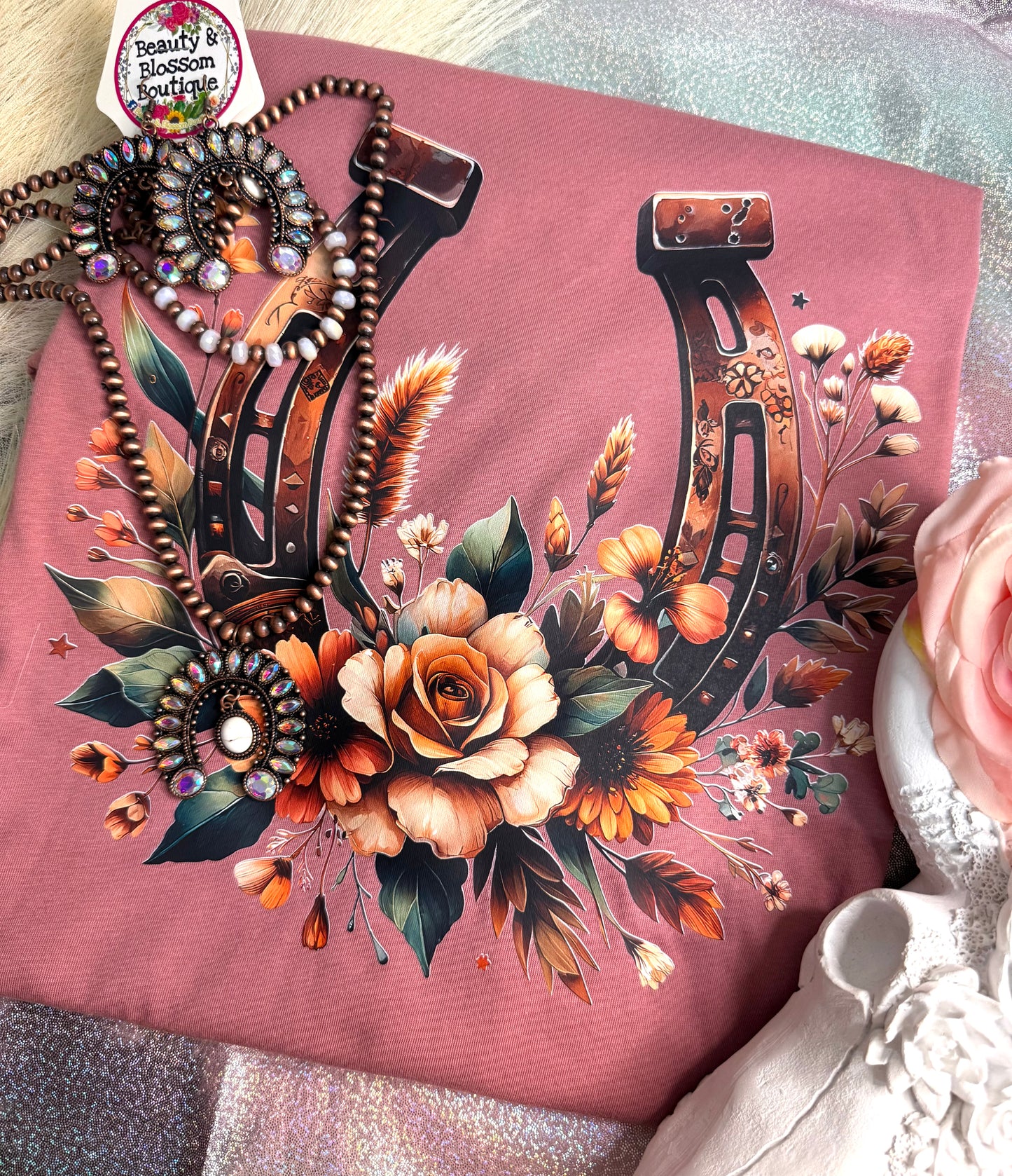 FLORAL HORSESHOE TEE- 91