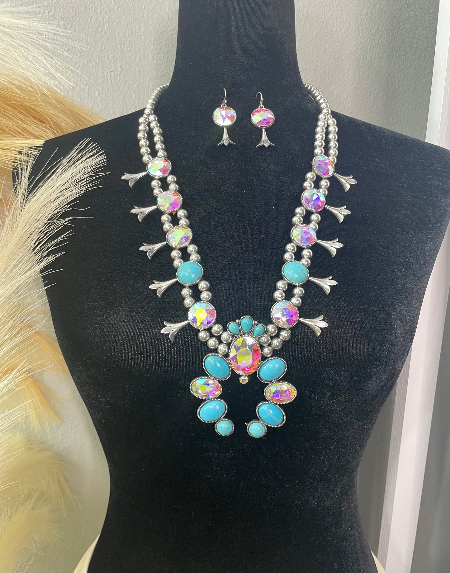 KRYSTAL SQUASH BLOSSOM SET- TURQ/AB