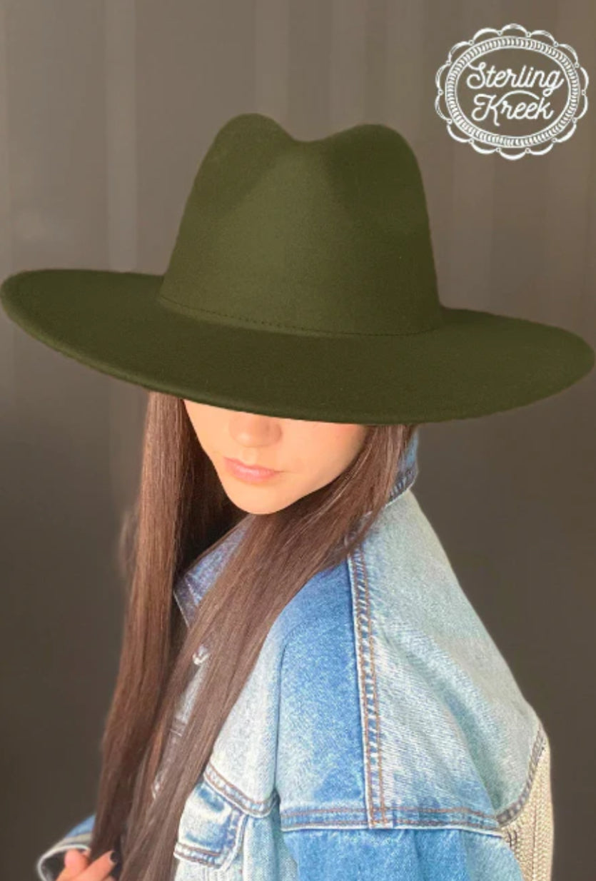 THE OAKLEY HAT - OLIVE