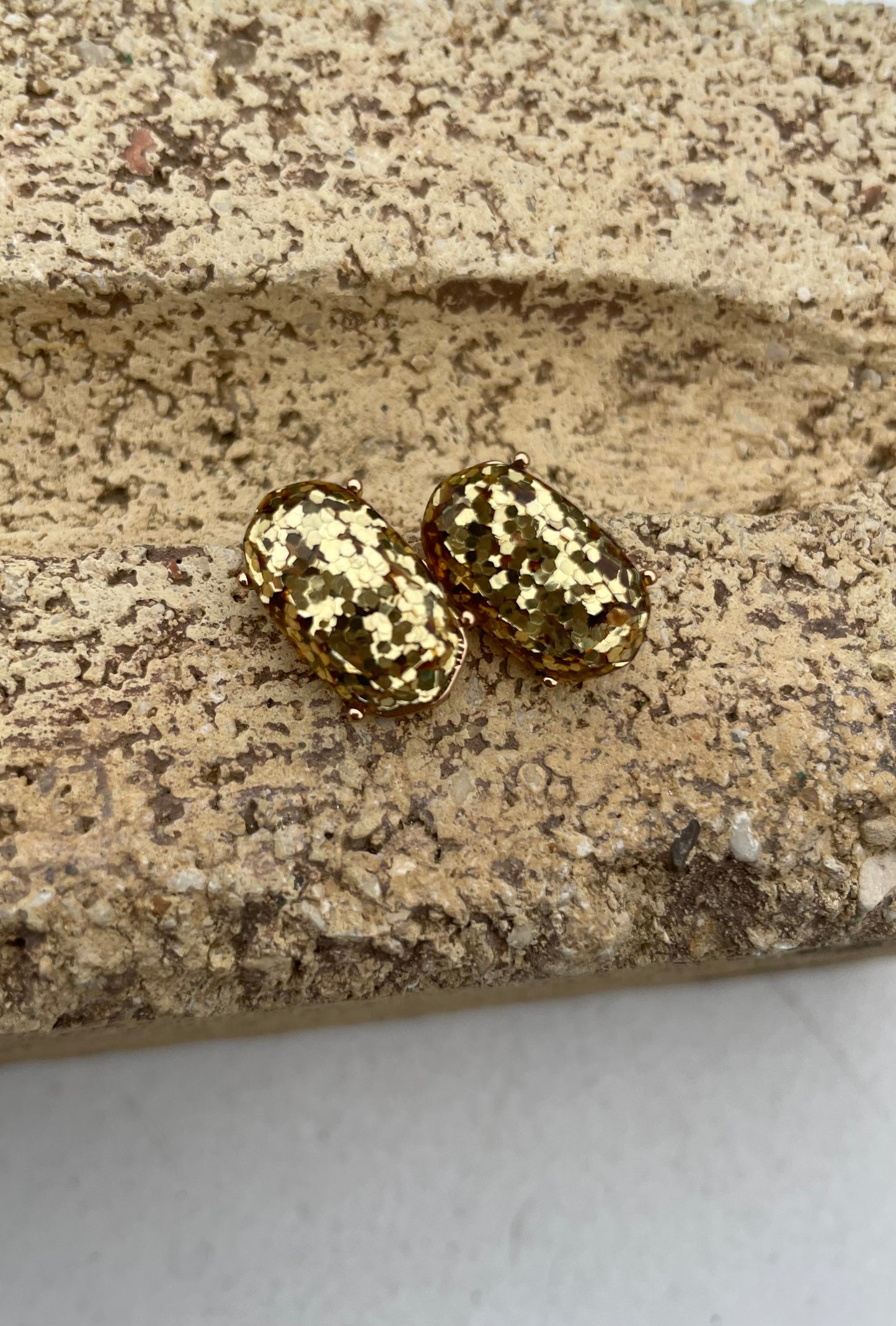 Camilla Glitter Stud Earring- GOLD