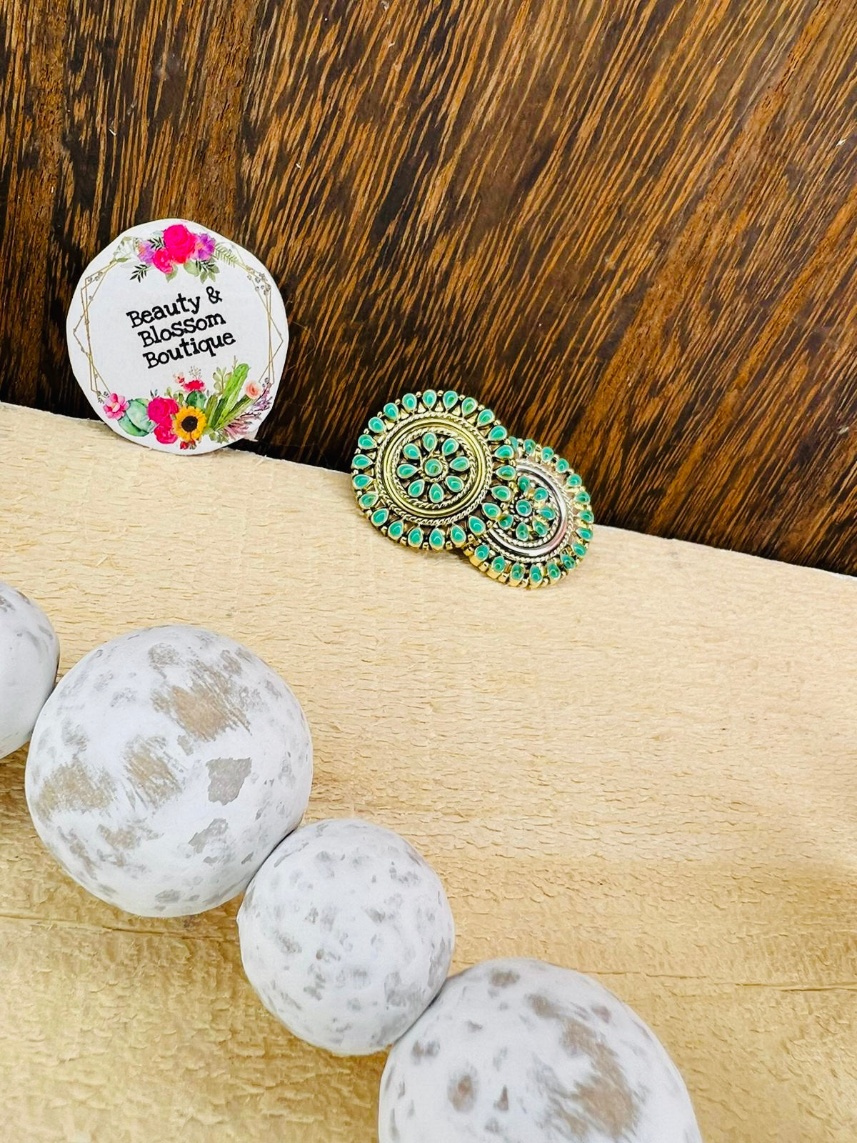 DINORA STUD EARRINGS