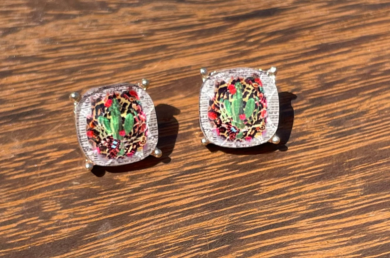 LEOPARD CACTUS STUD EARRINGS