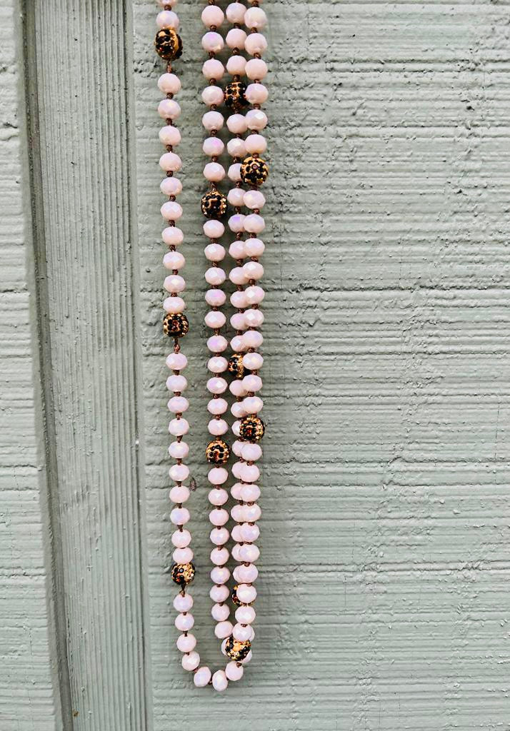 PASTEL BEADED NECKLACE