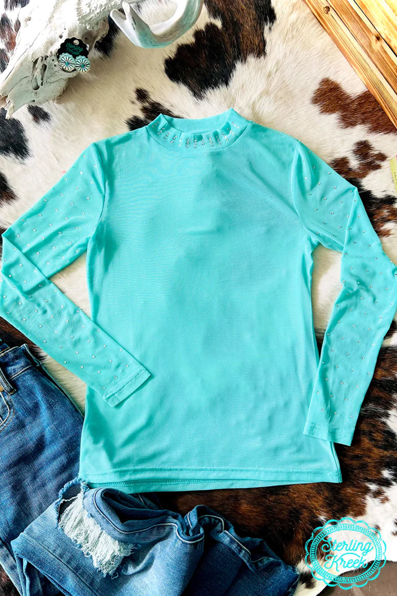 TURQUOISE TROUBLE TOP