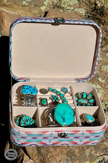 PRETTY LITTLE THINGS JEWELRY BOX