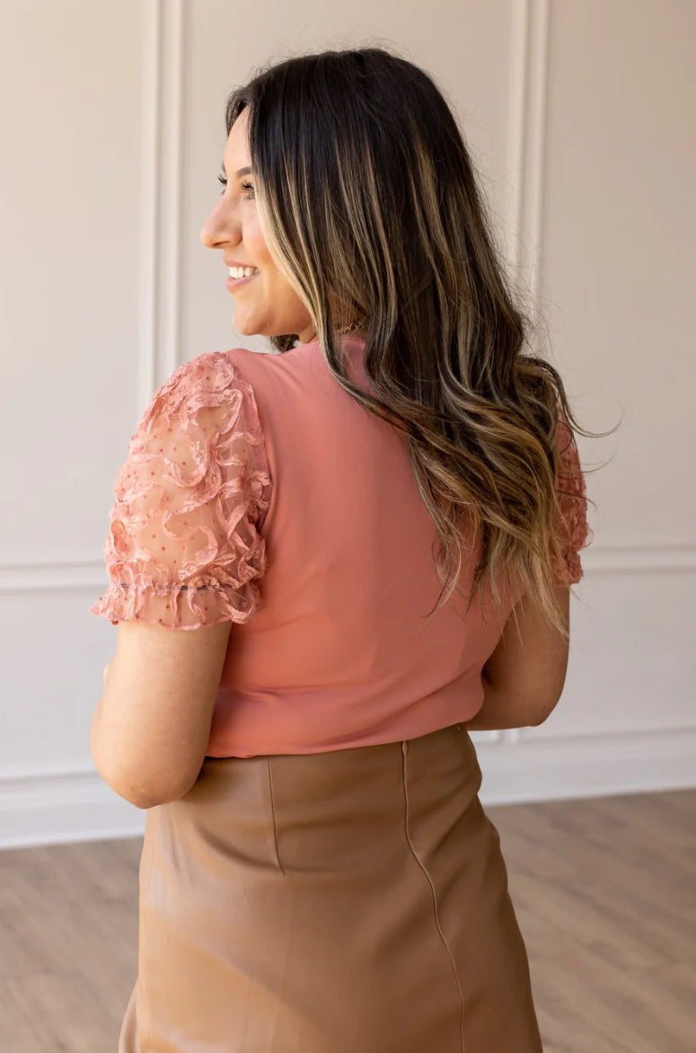 PEACH / FLORAL SLEEVE BODYSUIT