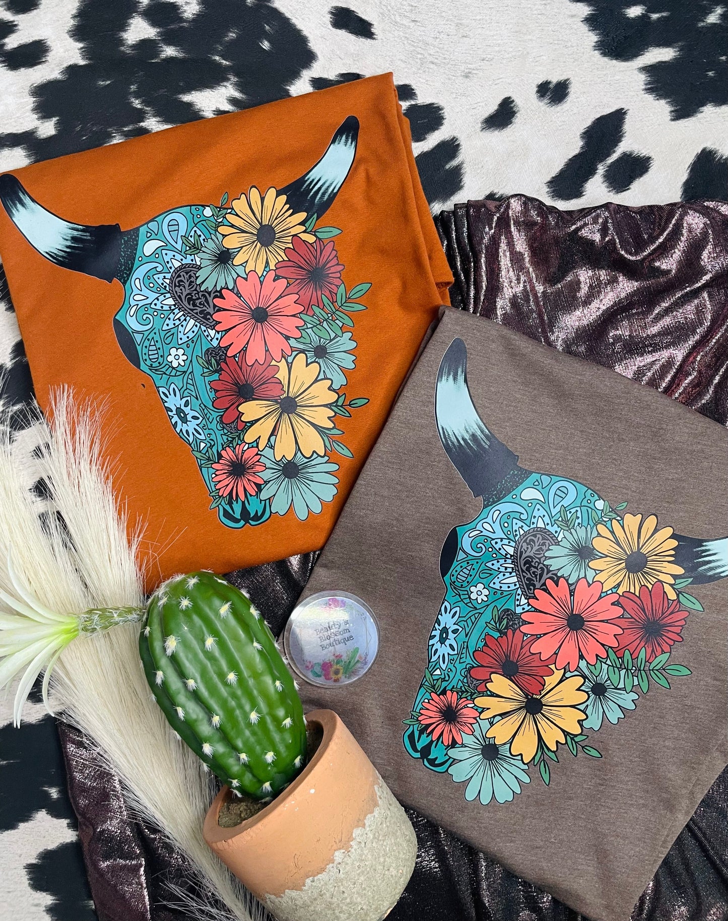 TURQUOISE FLOWER STEER TEE- 294