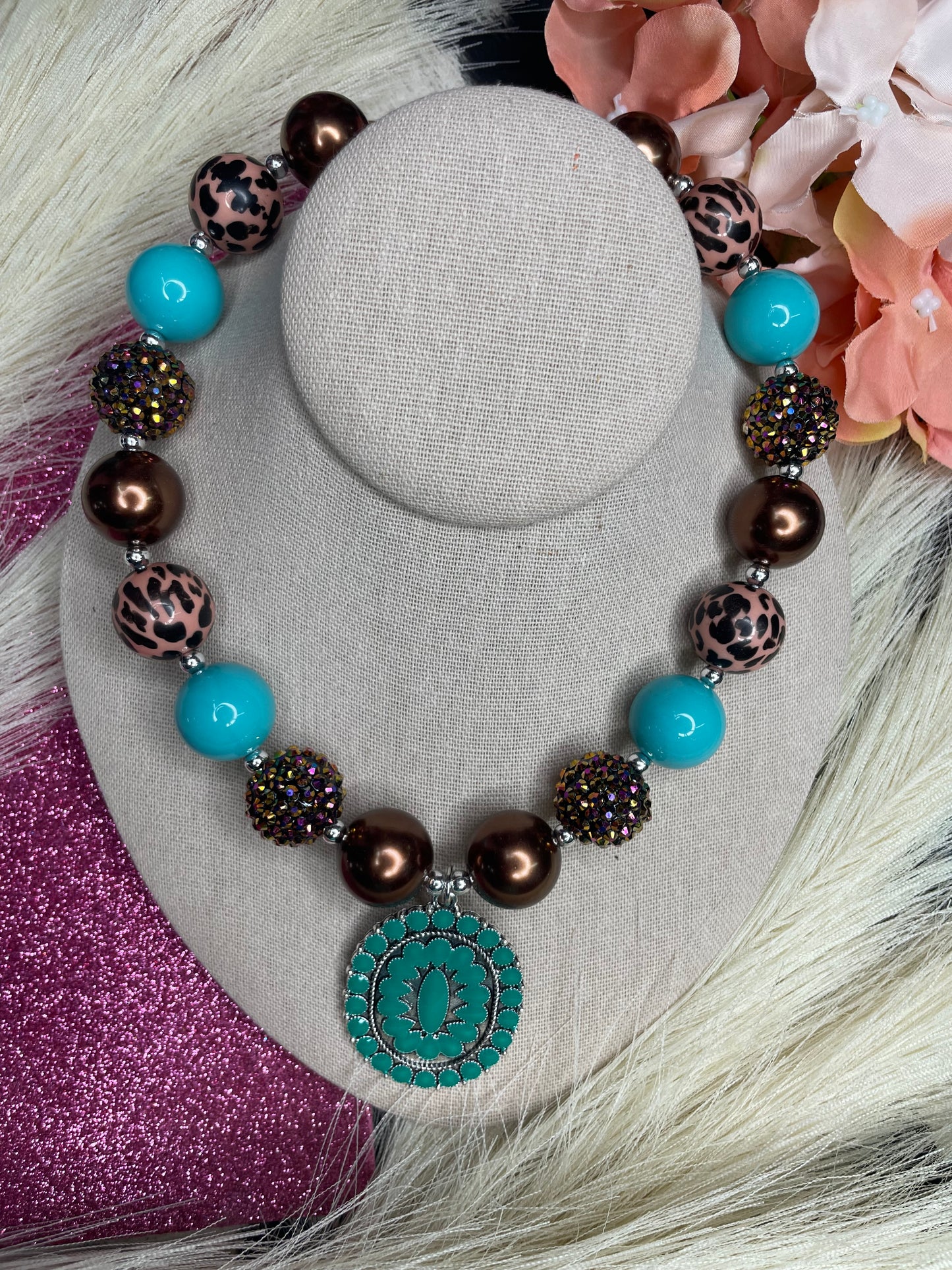 LITTLE GIRLS CONCHO NECKLACE - BROWN