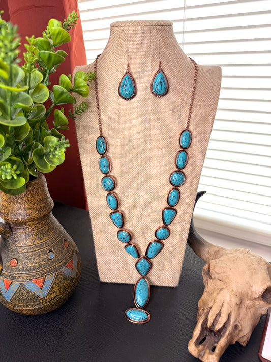 LET’S GO DANCING NECKLACE SET