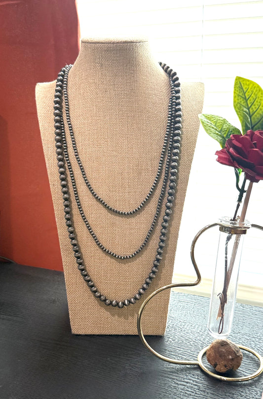 SHE CAN'T BE TAMED NAVAJO NECKLACE- silver