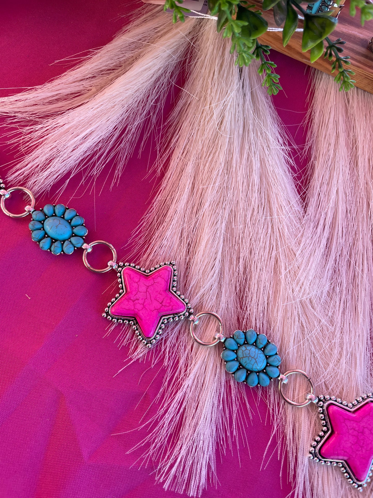 STARS & CONCHOS BELT- PINK