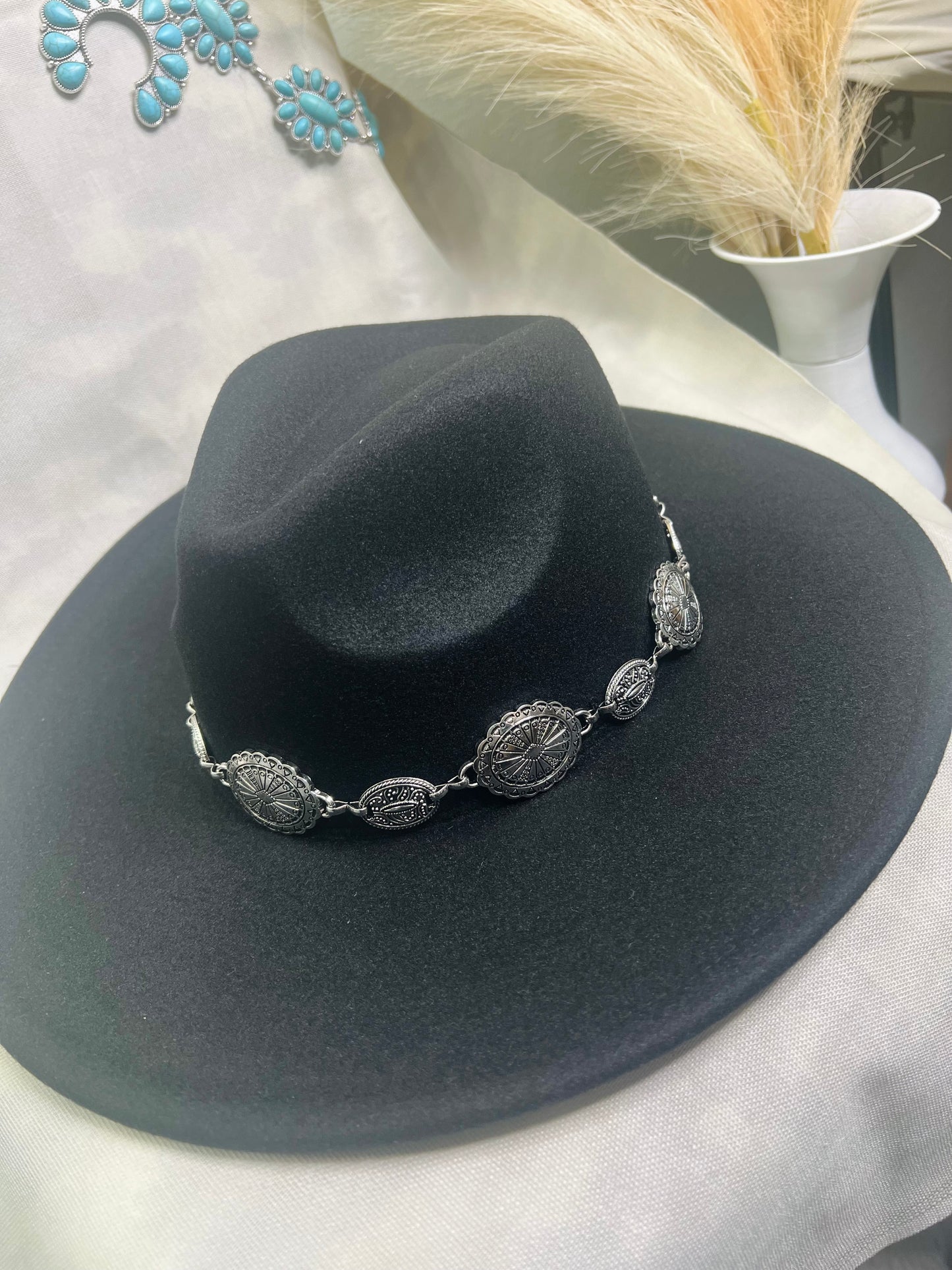 COIN CHAIN STRAP FEDORA HAT- BLACK