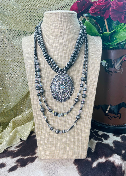 SILVER CITY NECKLACE SET