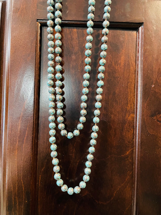 TRINITY BEADED NECKLACE