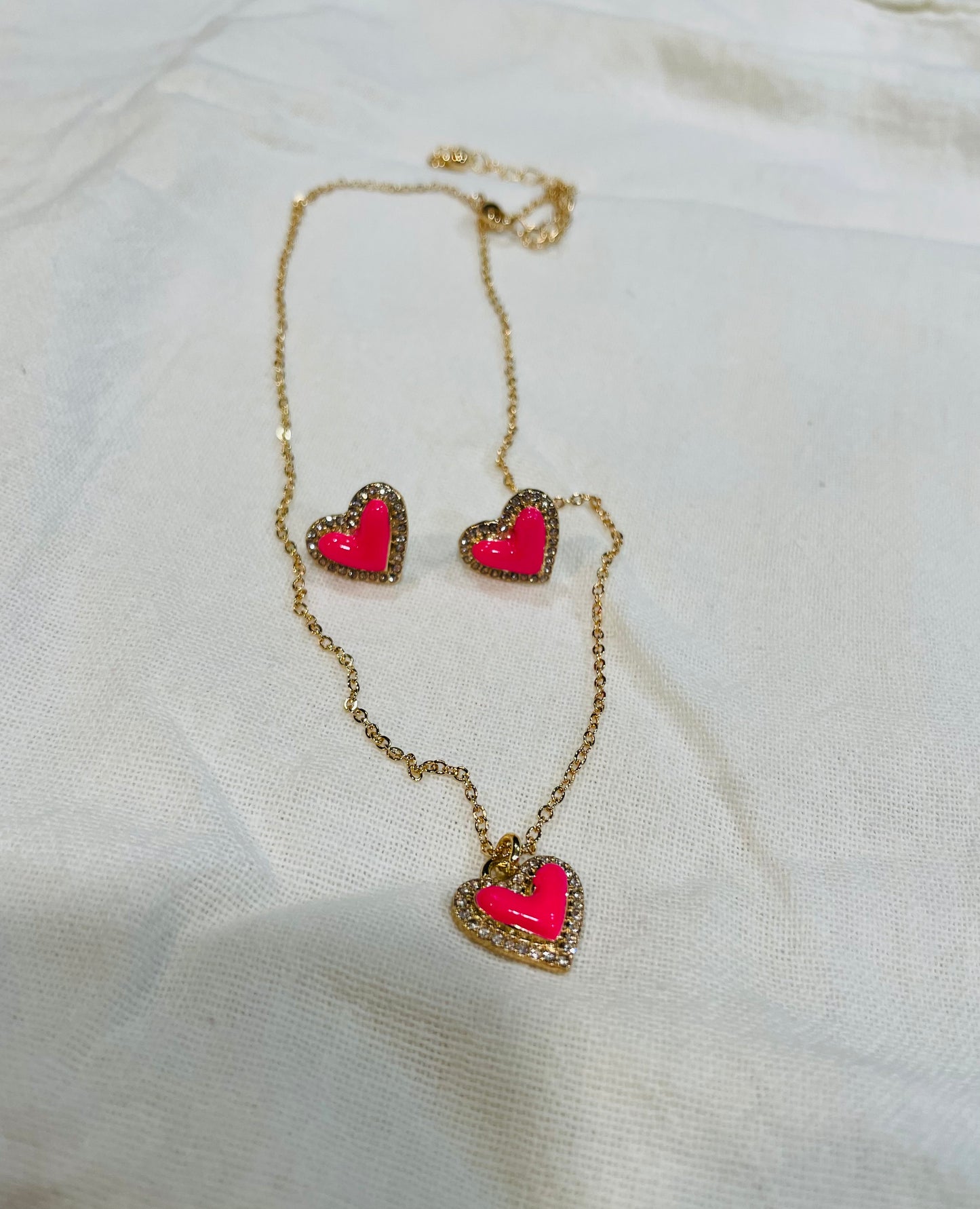 QUEEN HEART SET- FUCSHIA