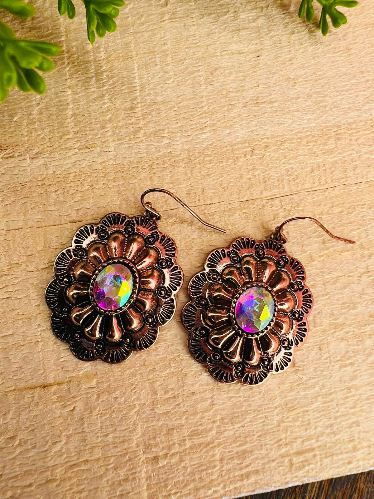 THE CONCHO IRIDESCENT EARRINGS- copper