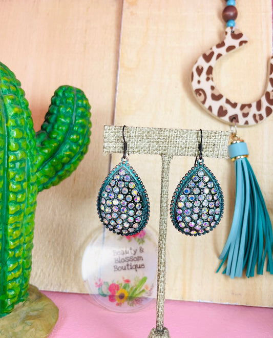 GLAM ALL THE WAY EARRINGS