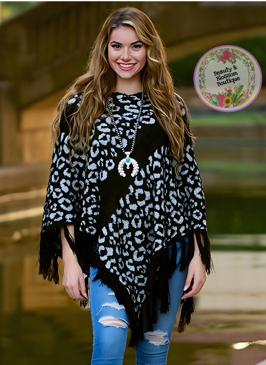 LEOPARD PONCHO WITH FRINGE - BLACK